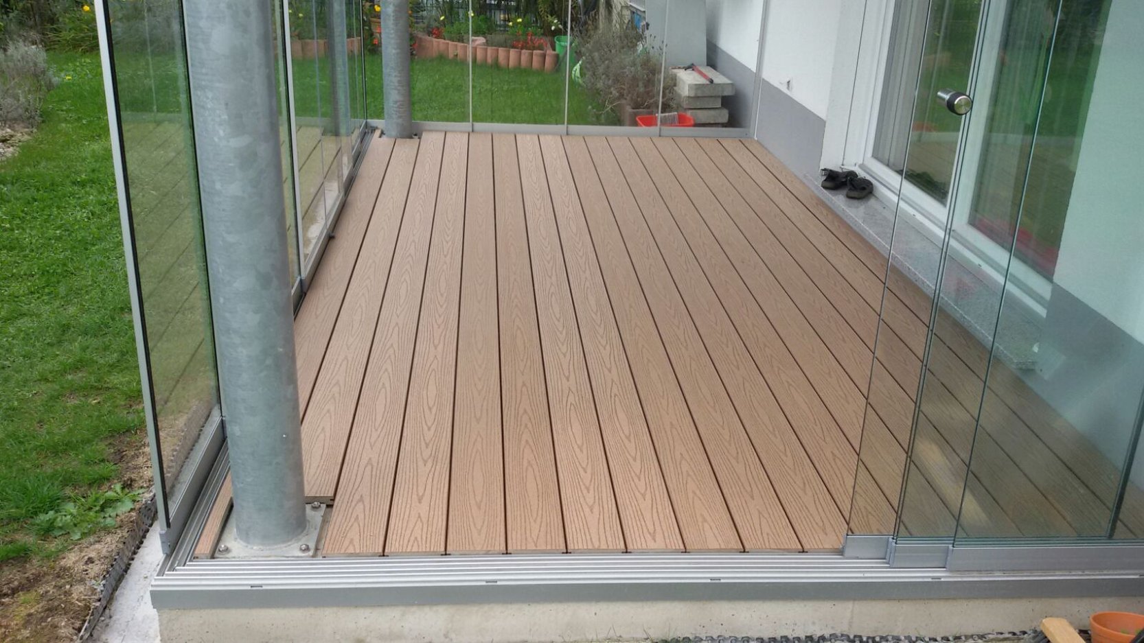Montagearbeit an einem Balkon durch J. Philipp